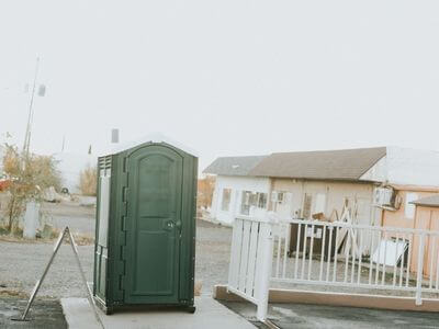 Local Restroom Trailer Rental in Deaver, WY